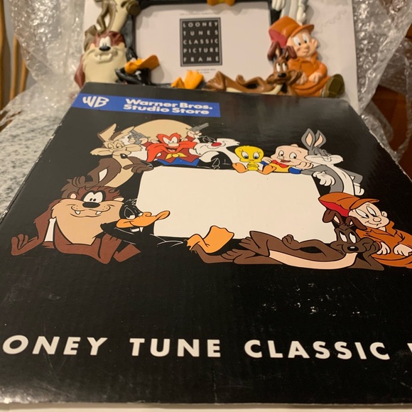 Original Warner Brother  picture frame - Picture 4 of 4